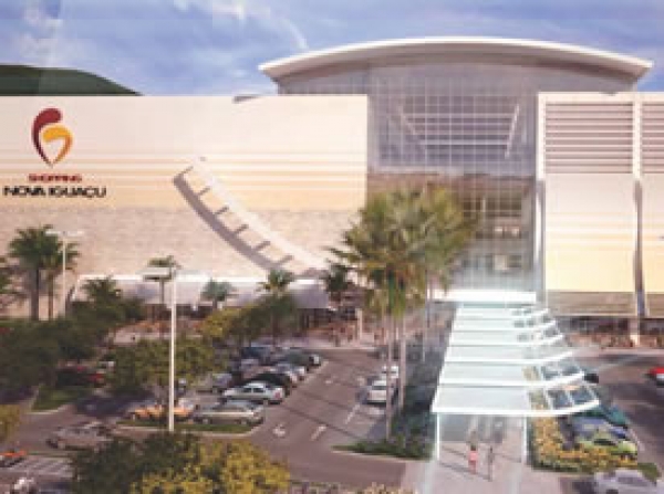 Nova Iguaçu inaugura Shopping Multiuso